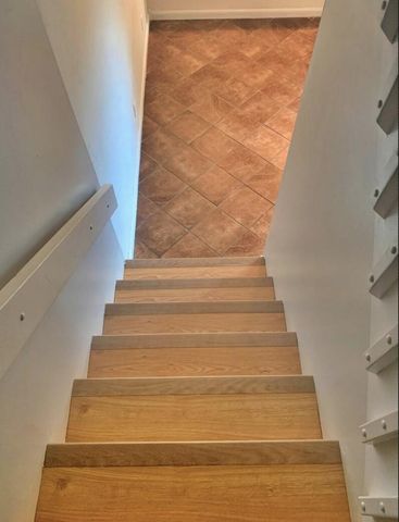 3915 Victoria Drive NE, West Palm Beach, FL 33406