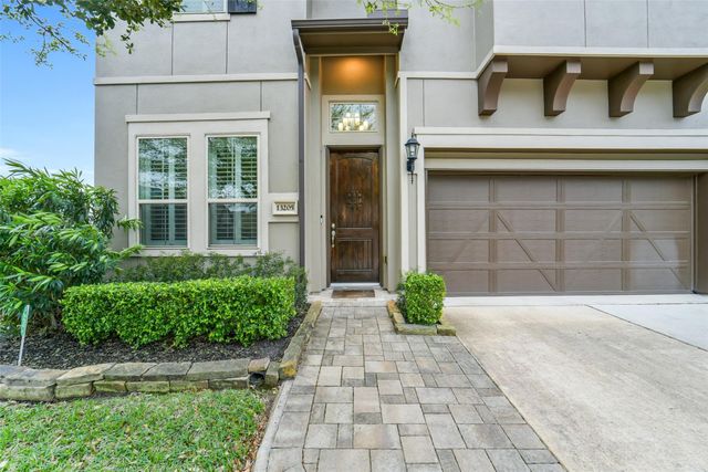 13205 Green Hills Drive, Houston, TX 77077