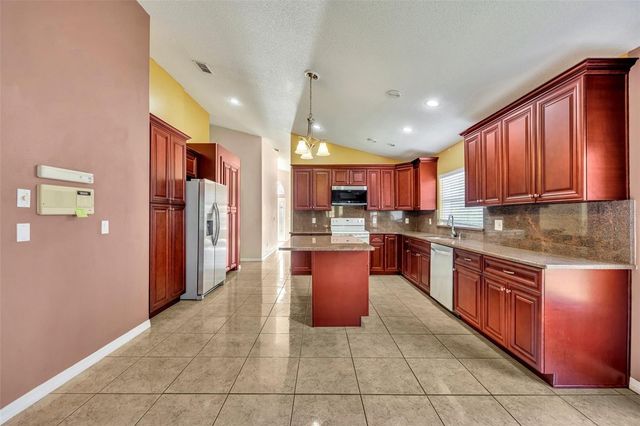 3136 CRYSTAL CREEK BOULEVARD, Orlando, FL 32837