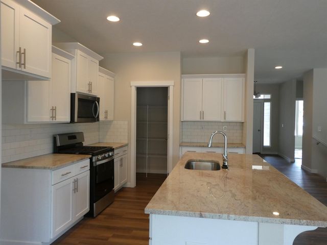 3223 S Custer Ln, Spokane, WA 99223