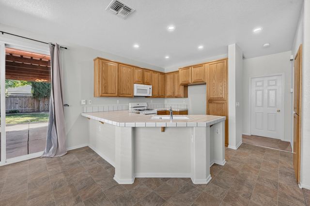 3425 China Hat Isl Rd, West Sacramento, CA 95691