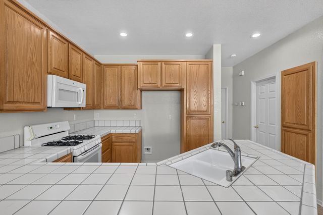 3425 China Hat Isl Rd, West Sacramento, CA 95691
