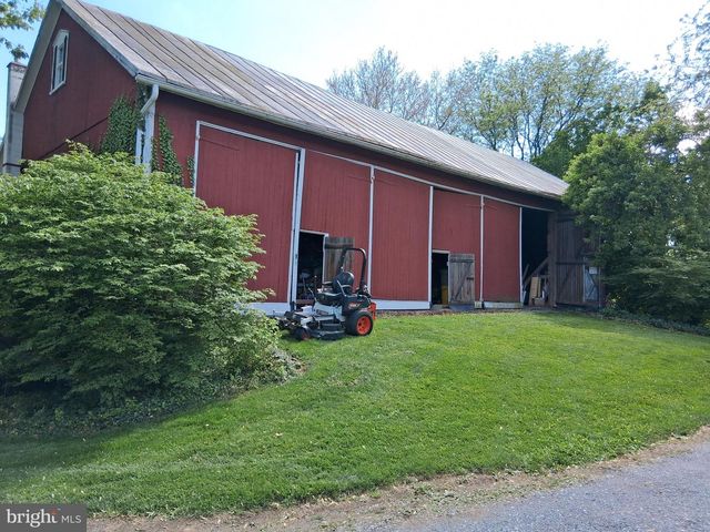 181 WINDOVER TURN, Lancaster, PA 17601