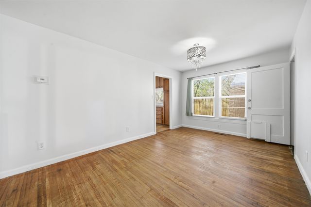 631 N Parkwood Ln, Wichita, KS 67208