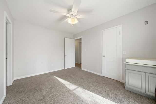 631 N Parkwood Ln, Wichita, KS 67208