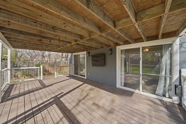 631 N Parkwood Ln, Wichita, KS 67208