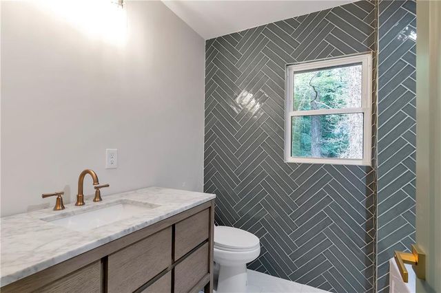 1300 Aniwaka Avenue SW, Atlanta, GA 30311
