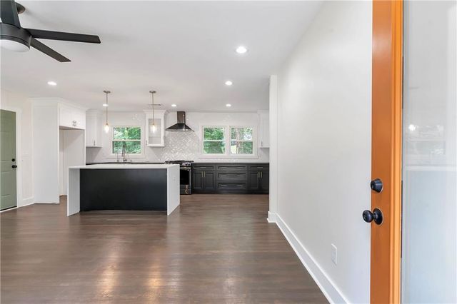 1300 Aniwaka Avenue SW, Atlanta, GA 30311