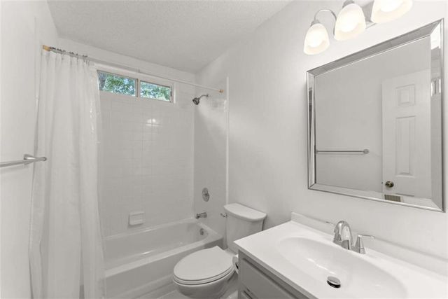 5607 Frontier Walk Lane, Buford, GA 30518
