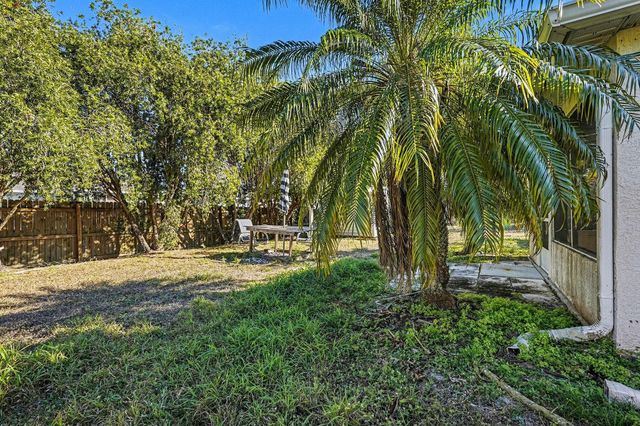 2259 Cogan Drive SE, Palm Bay, FL 32909