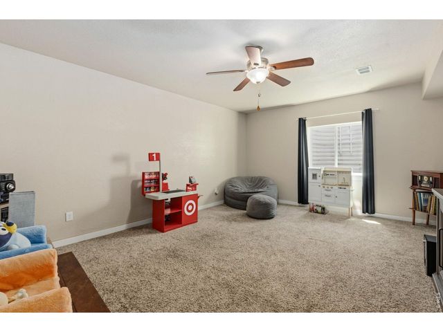 4809 Everest Pl, Greeley, CO 80634