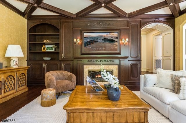 14 Grasmere Ct, Livingston Twp., NJ 07039