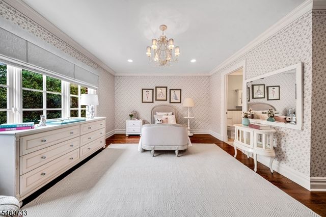 14 Grasmere Ct, Livingston Twp., NJ 07039