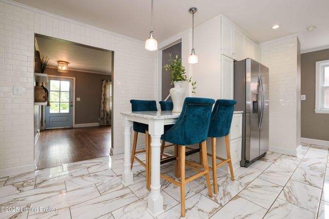 118 Holley Rd, Louisville, KY 40222