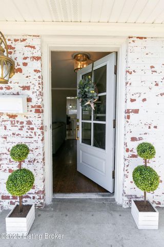 118 Holley Rd, Louisville, KY 40222