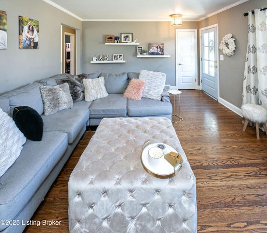 118 Holley Rd, Louisville, KY 40222