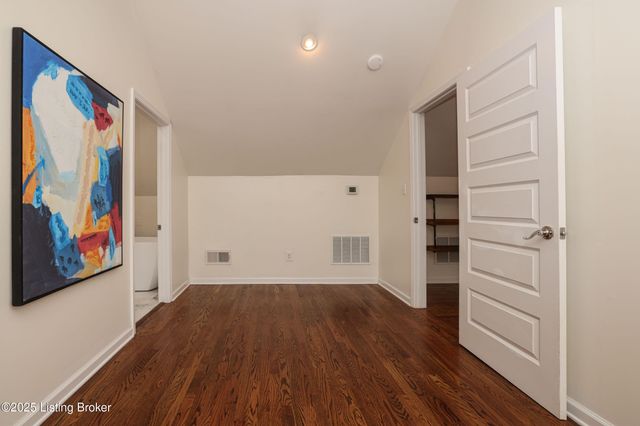 118 Holley Rd, Louisville, KY 40222