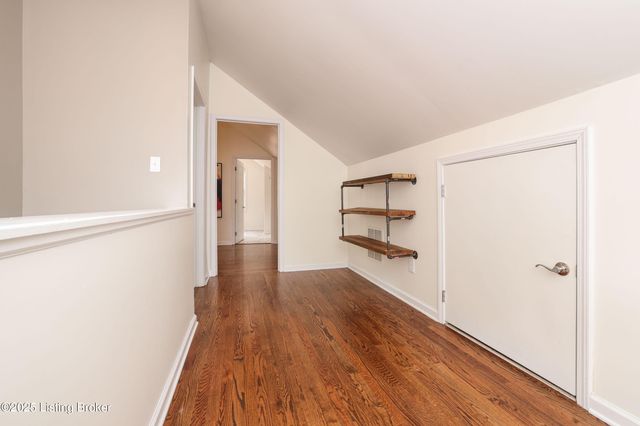 118 Holley Rd, Louisville, KY 40222