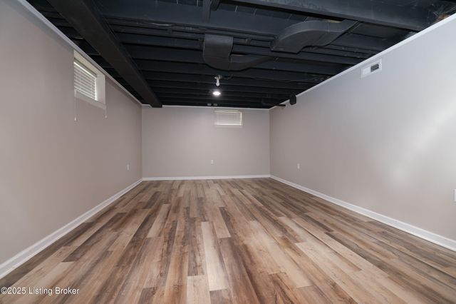 118 Holley Rd, Louisville, KY 40222