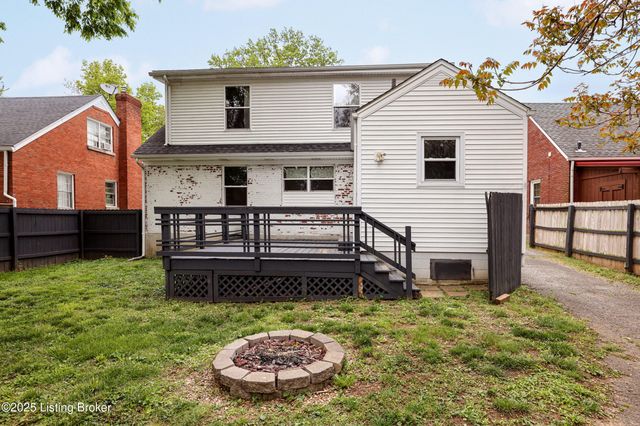 118 Holley Rd, Louisville, KY 40222