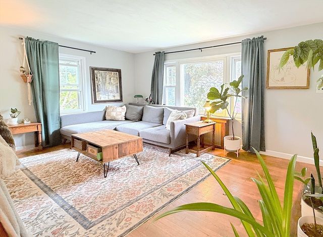 23 Cowden Street, Worcester, MA 01603
