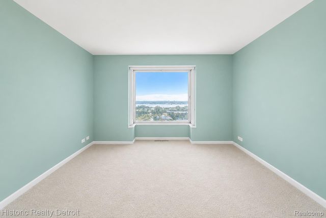 1300 E Lafayette 905, Detroit, MI 48207