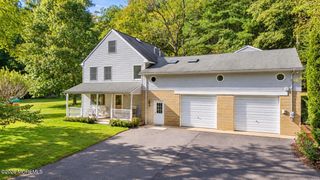 26 Rues Road, Upper Freehold, NJ 08501