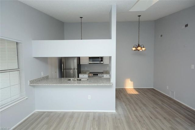 503 Pillar CT, Virginia Beach, VA 23462
