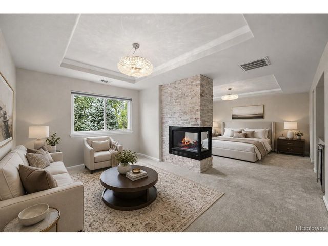 11940 E Lake Ct, Englewood, CO 80111