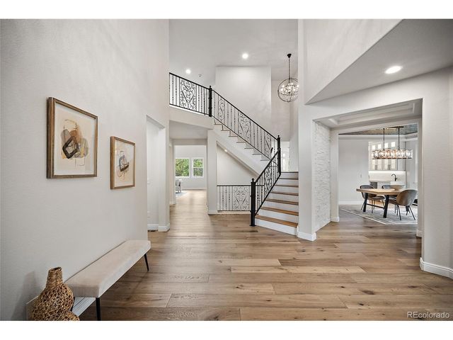 11940 E Lake Ct, Englewood, CO 80111