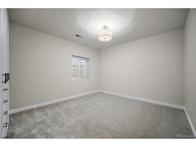 11940 E Lake Ct, Englewood, CO 80111