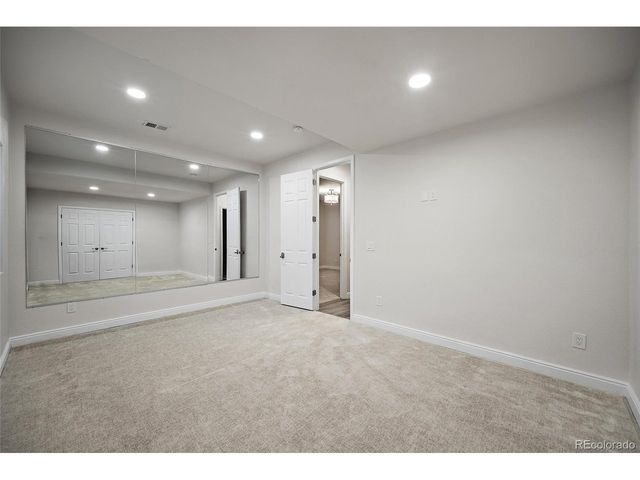 11940 E Lake Ct, Englewood, CO 80111