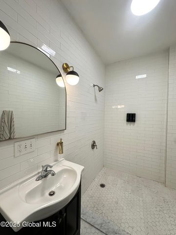 51 Elm Street 1, Albany, NY 12202