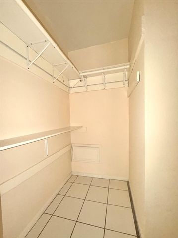 2507 Montrose Boulevard 13, Houston, TX 77006