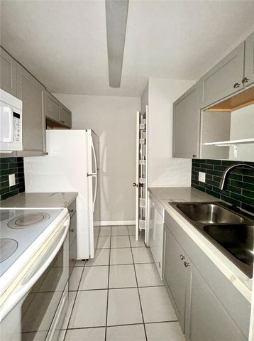 2507 Montrose Boulevard 13, Houston, TX 77006