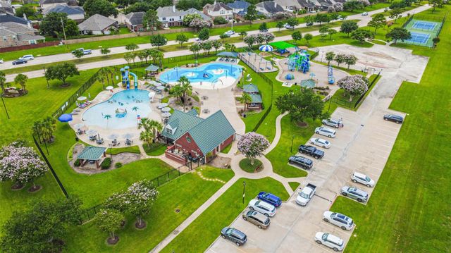9906 Palisade Lakes Drive, Houston, TX 77095