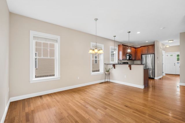 21 County St. B, Peabody, MA 01960