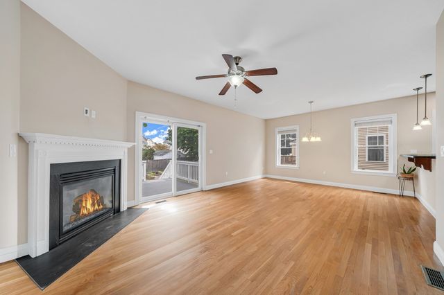 21 County St. B, Peabody, MA 01960