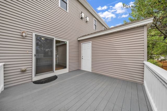21 County St. B, Peabody, MA 01960