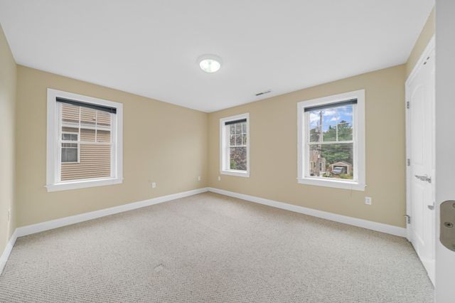 21 County St. B, Peabody, MA 01960
