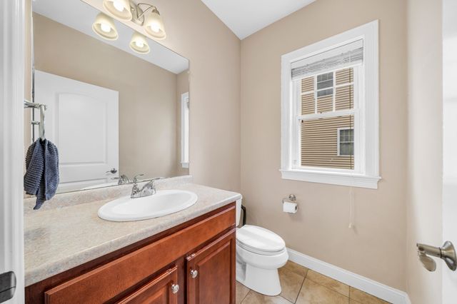 21 County St. B, Peabody, MA 01960