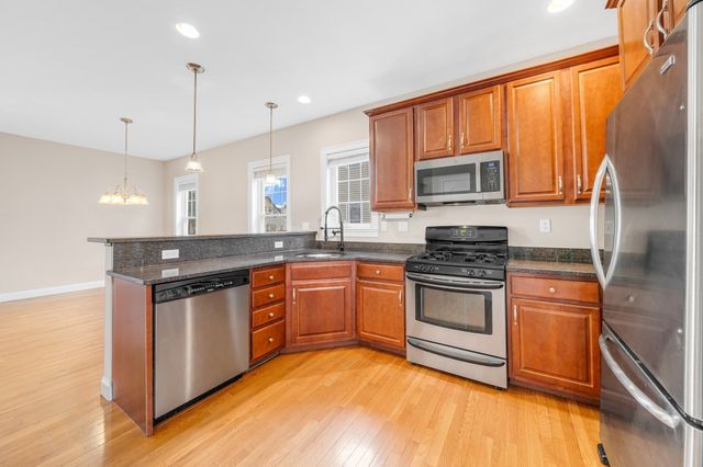 21 County St. B, Peabody, MA 01960