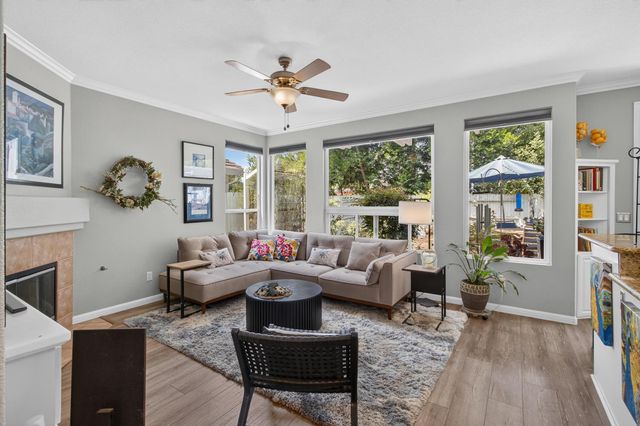 3207 Europa St, Roseville, CA 95661