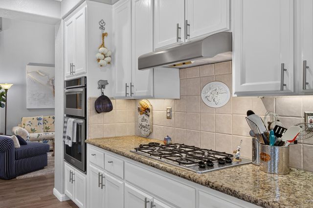 3207 Europa St, Roseville, CA 95661