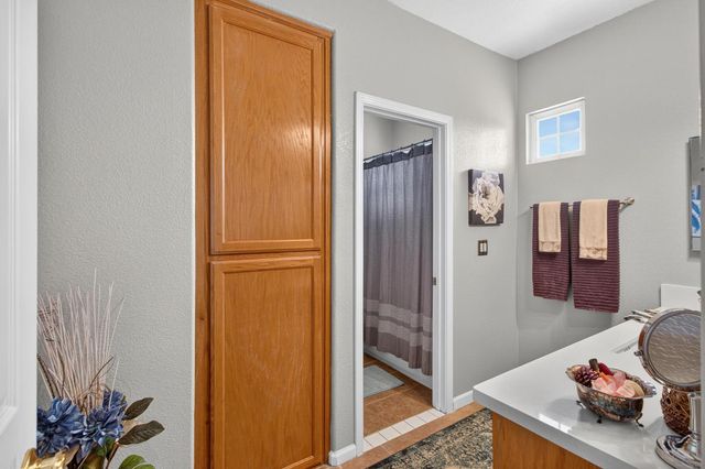 3207 Europa St, Roseville, CA 95661