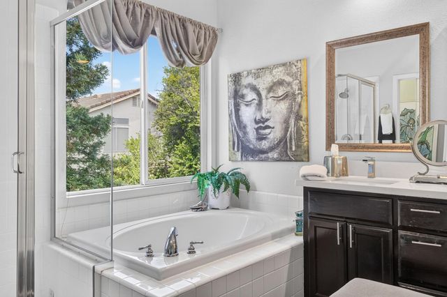 3207 Europa St, Roseville, CA 95661