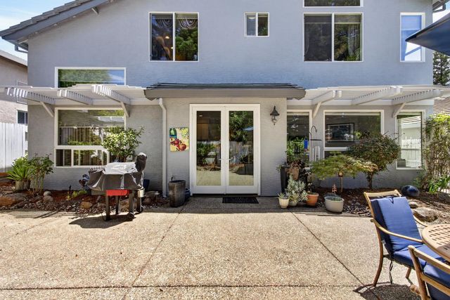 3207 Europa St, Roseville, CA 95661