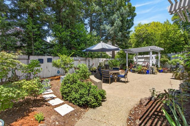 3207 Europa St, Roseville, CA 95661