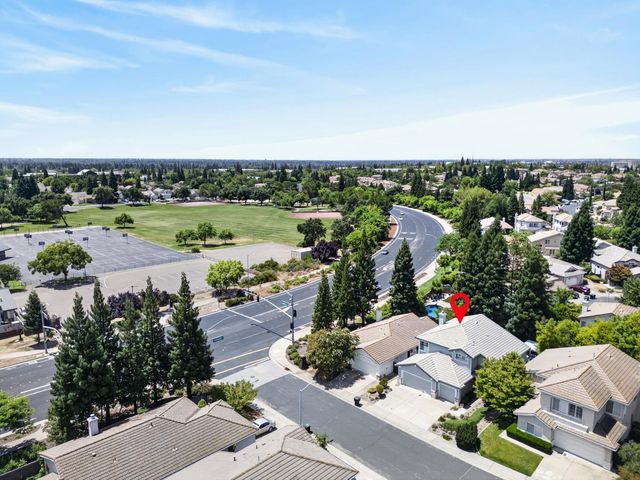 3207 Europa St, Roseville, CA 95661