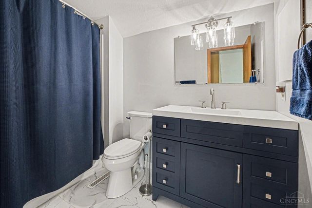 335 Amelia Olive Branch Road, Amelia, OH 45102